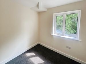 Bedroom- click for photo gallery